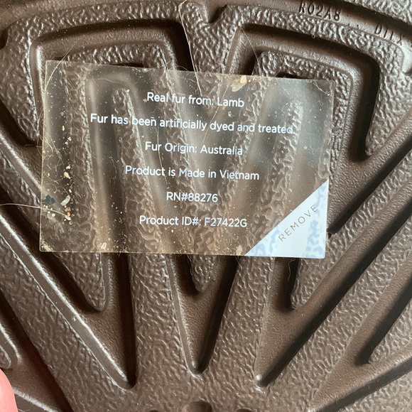 RARE UGG Mini Bailey Bow II Boot in shimmer plum (purple) - Picture 8 of 10